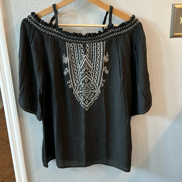 Off shoulder boho top oversized small - Picture 1 of 6